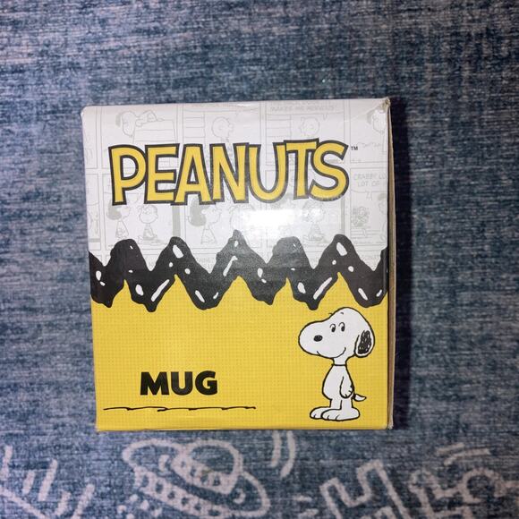 Snoopy Peanuts Ceramic Mug ~ Forever Peanuts ~ 400ml ~ New In Box - Picture 3 of 6